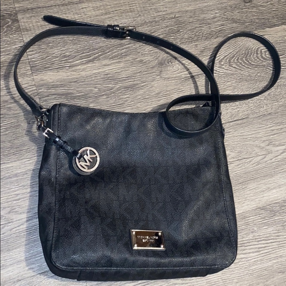 Michael Kors crossbody purse